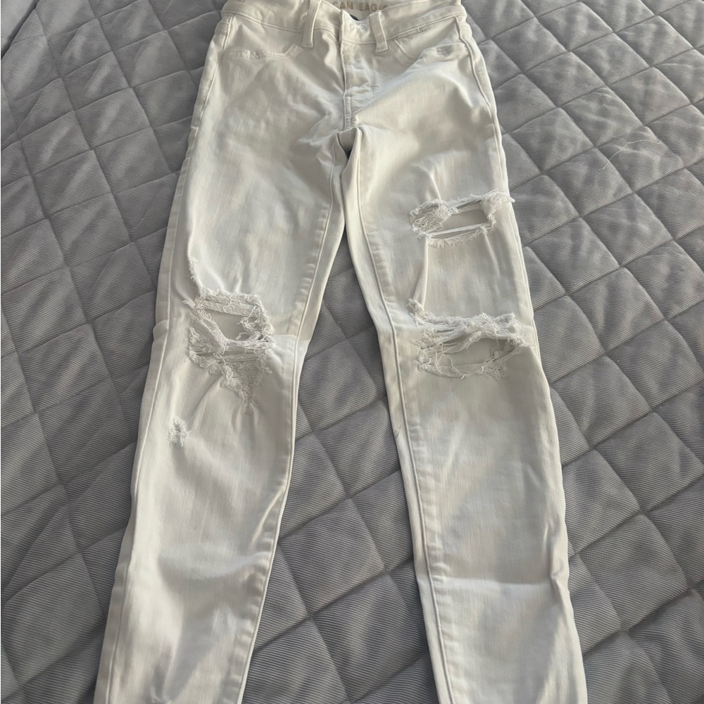 American Eagle Outfitters White Distressed Skinny Jeans
